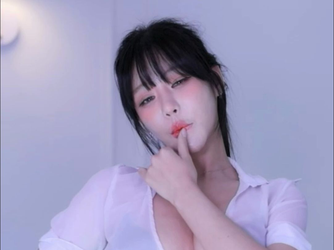 亚洲热直播手机版下载b站直播4000观看人数