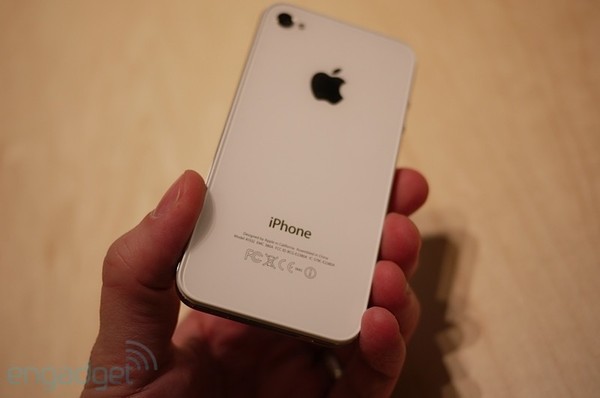 白色版苹果4apple12苹果手机开不了机一直闪白苹果-第2张图片-太平洋在线下载